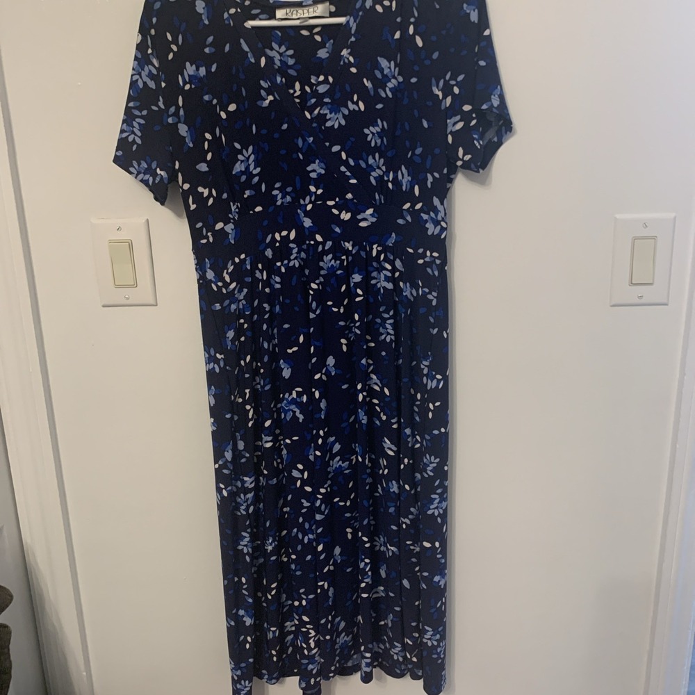 Kasper Dress Women's PXLBlue A-Line V-Neck Floral Empire Waist NWT Size S